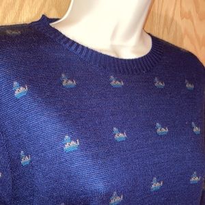 Spectacular Vintage duck sweater, fits as Small